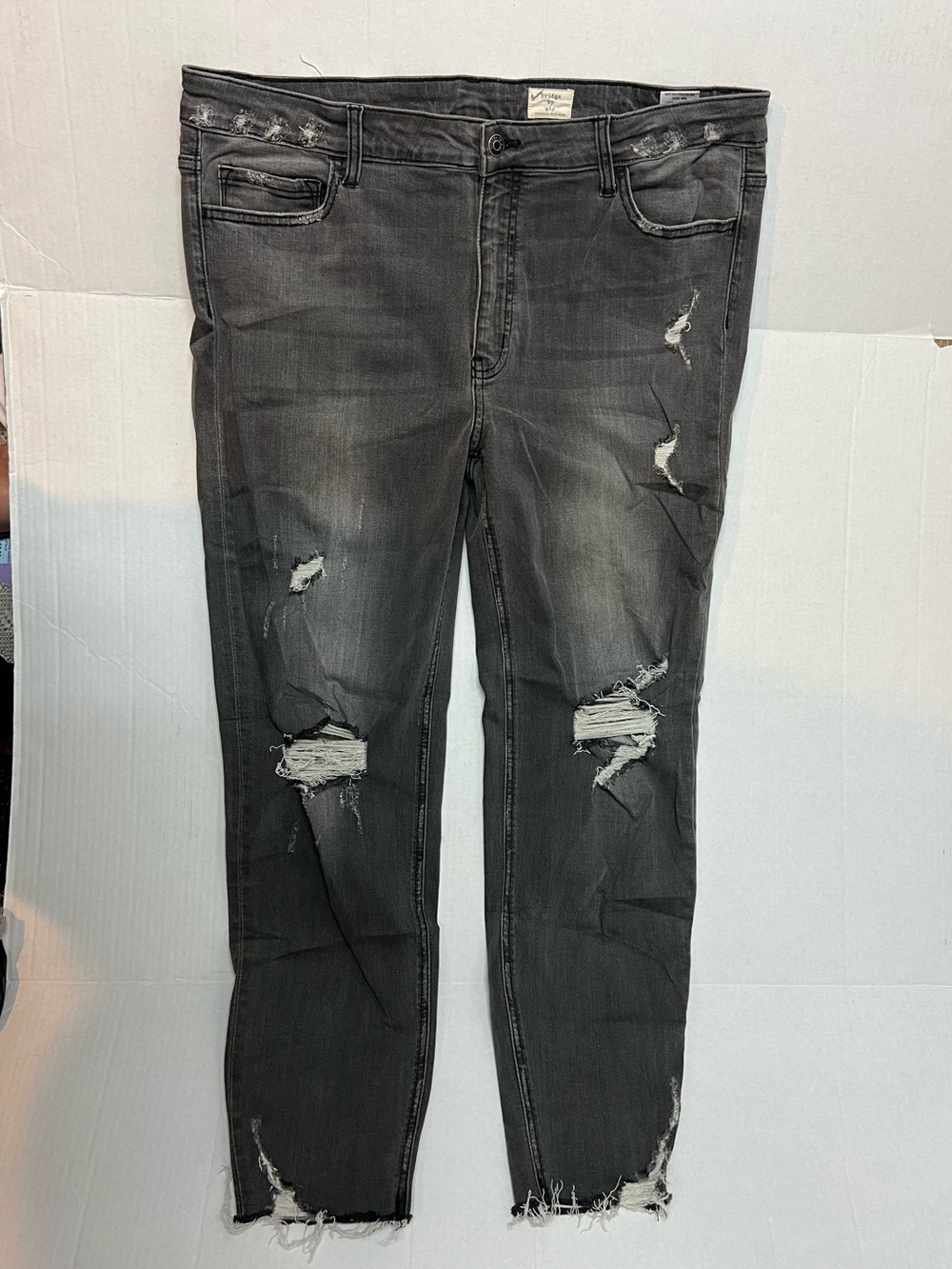 Bridge By Gly Women's 34 Mid Rise Ankle Skinny Faded Black Distressed Jeans